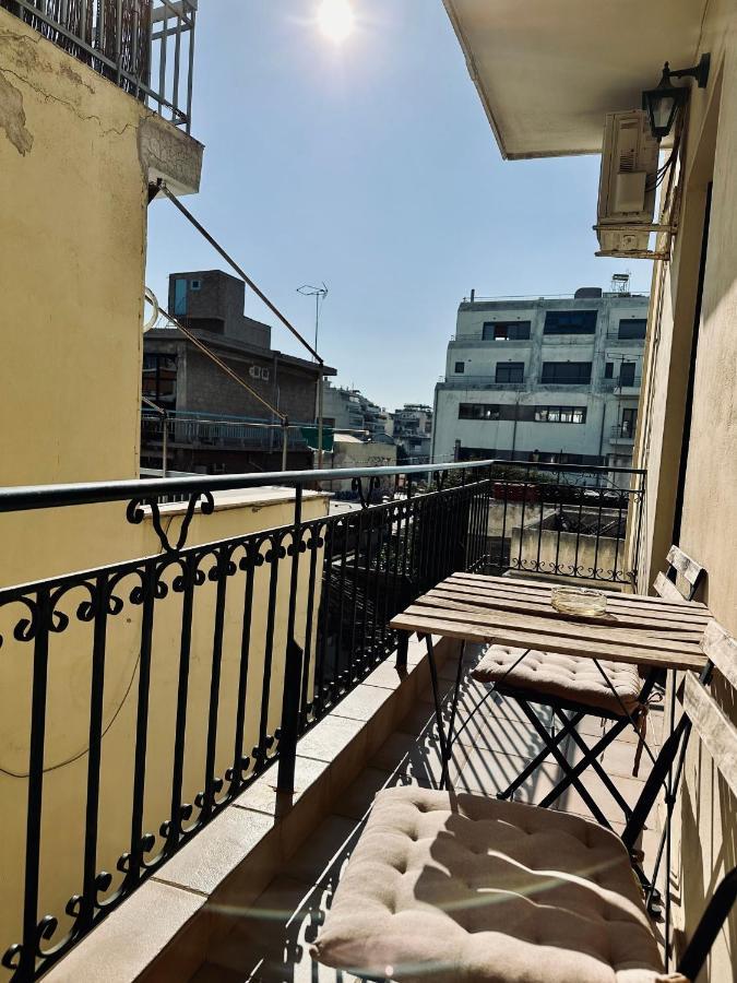 Cozy Apartments Mc Queen เอเธนส์ ภายนอก รูปภาพ